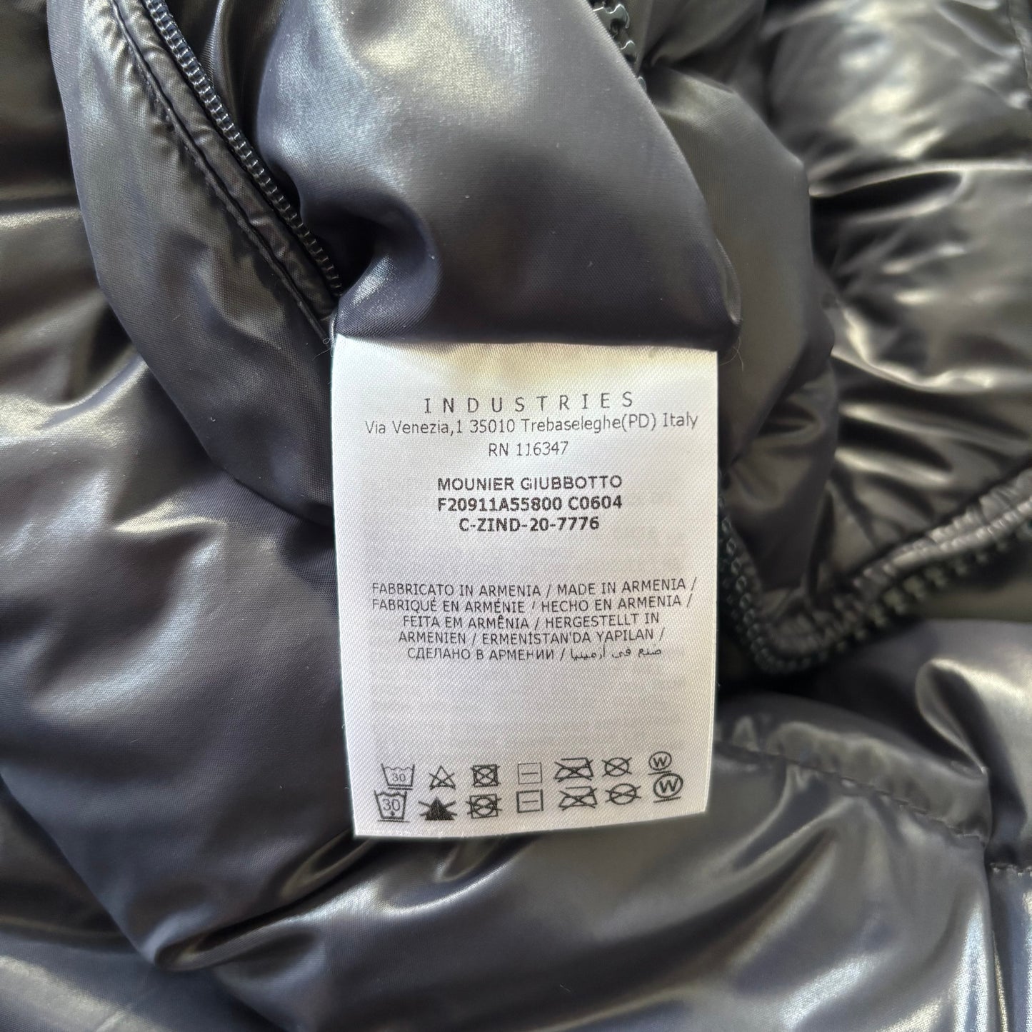 Moncler Mounier Puffer Jacket - Size 2