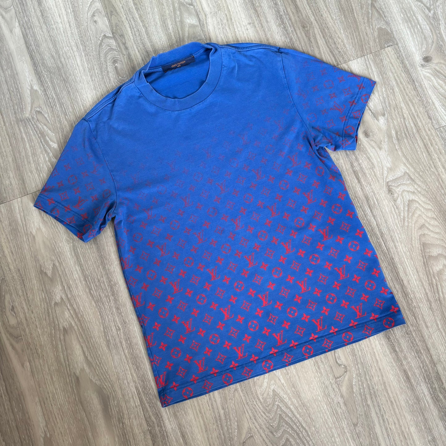 Louis Vuitton T-Shirt Size XS