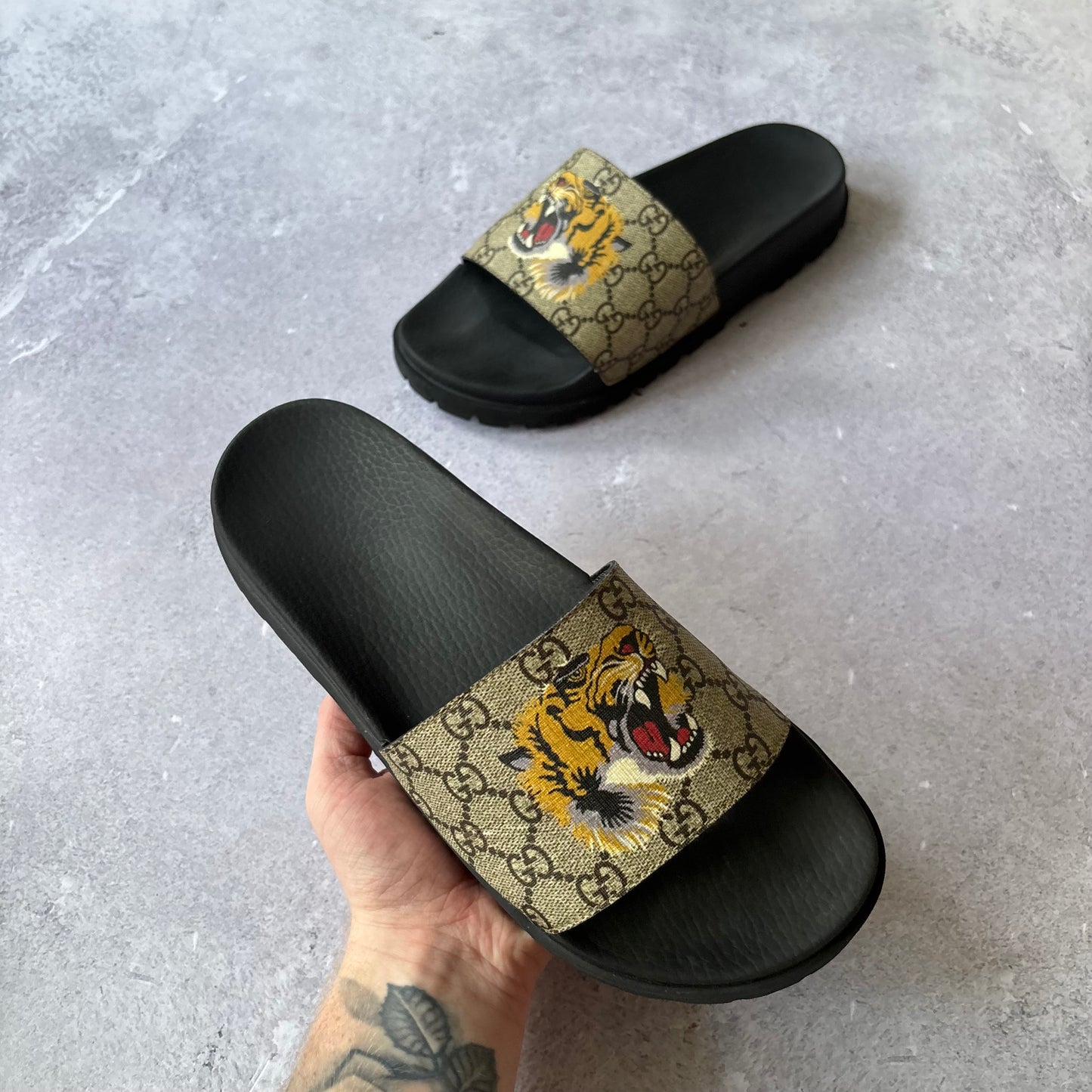 Gucci Sliders - UK 8