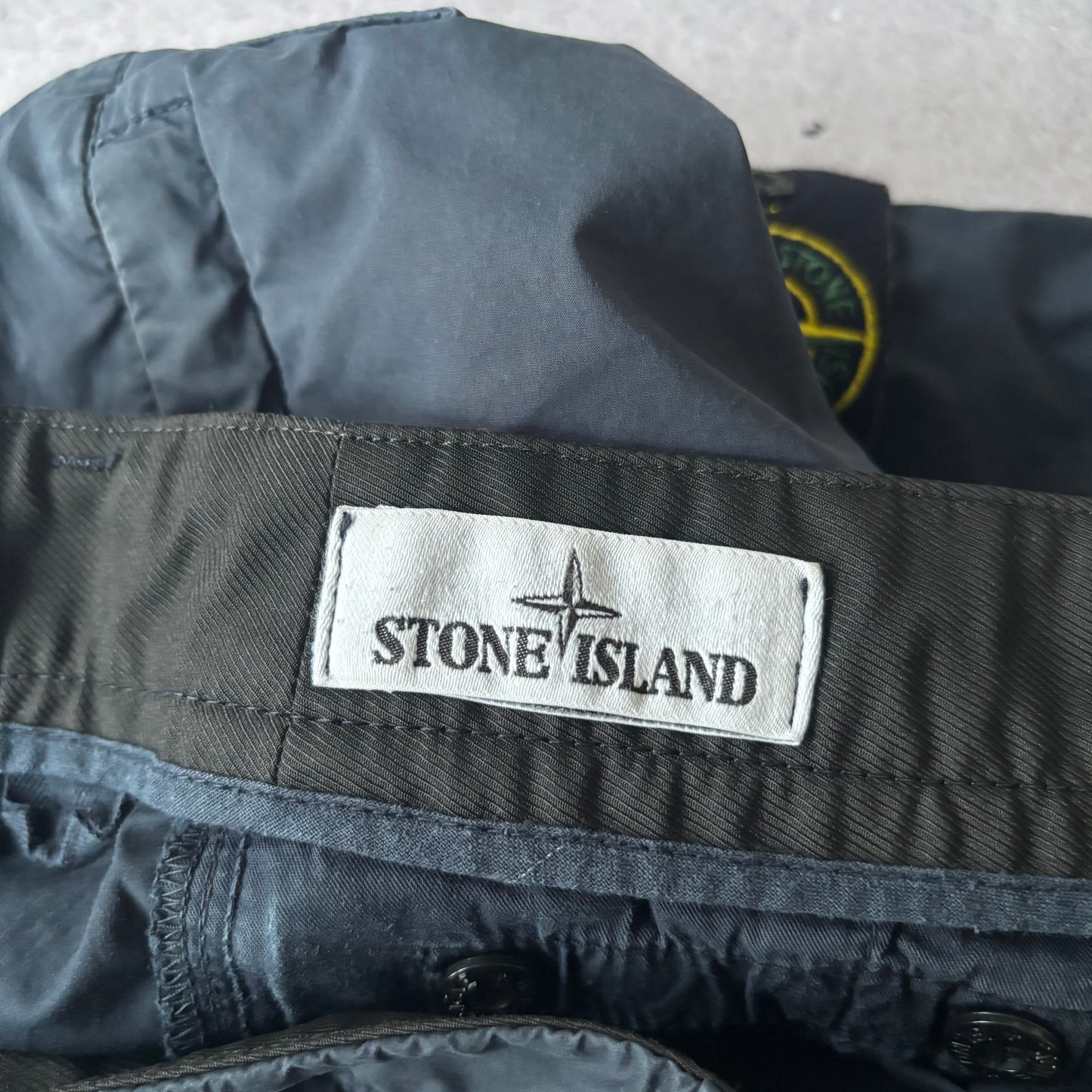 Stone Island Cargo Shorts - Size 30