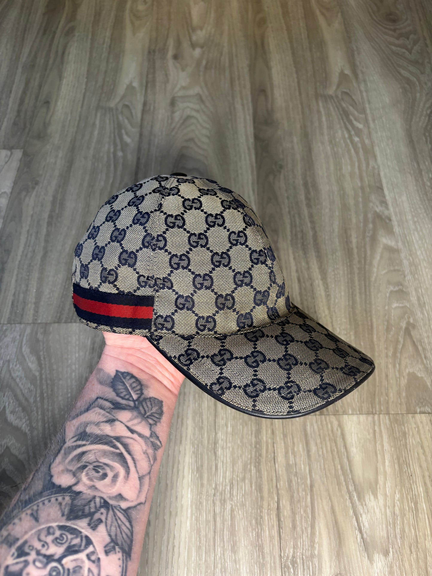 Gucci Cap (Medium)