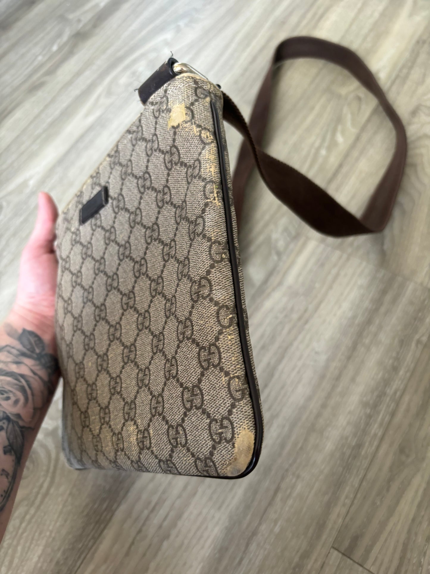 Gucci Messenger Bag (Brown)