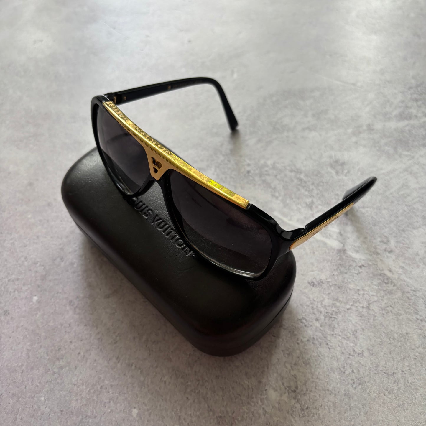 Louis Vuitton Evidence Sunglasses