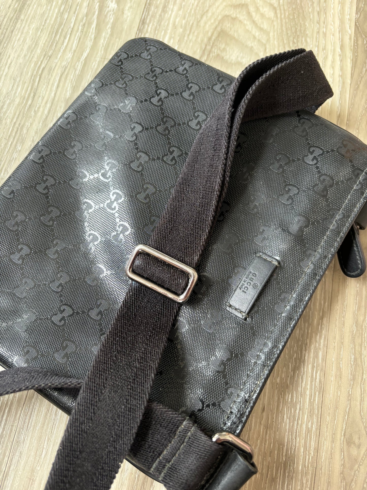 Gucci Messenger Bag