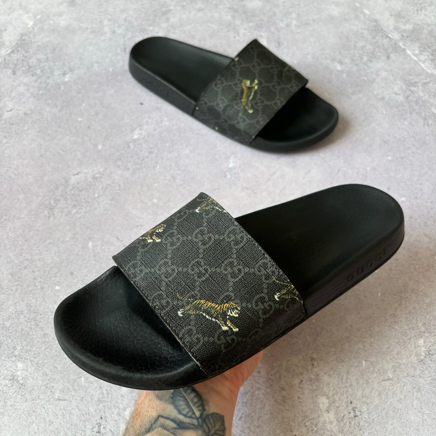 Gucci Sliders - UK 9