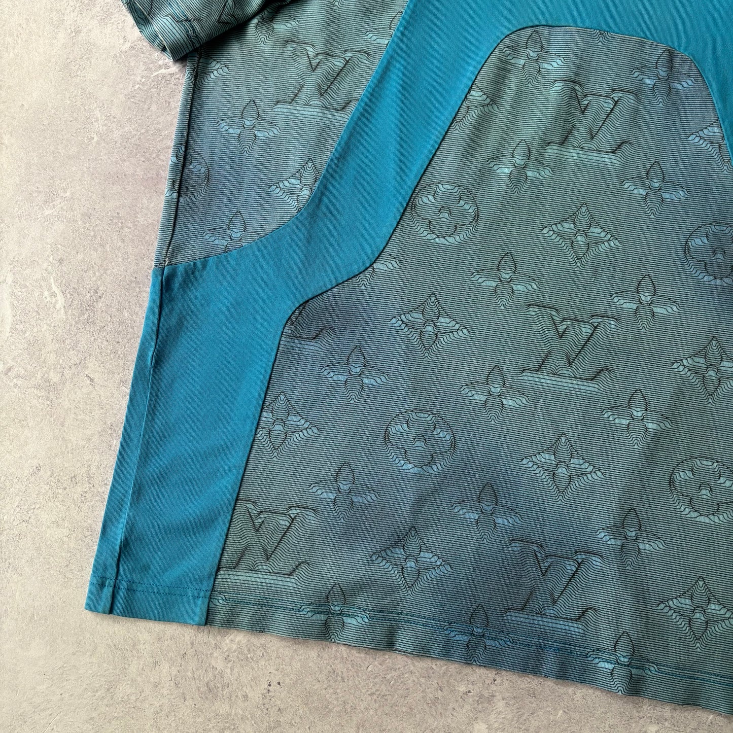 Louis Vuitton 2054 T-Shirt - Large