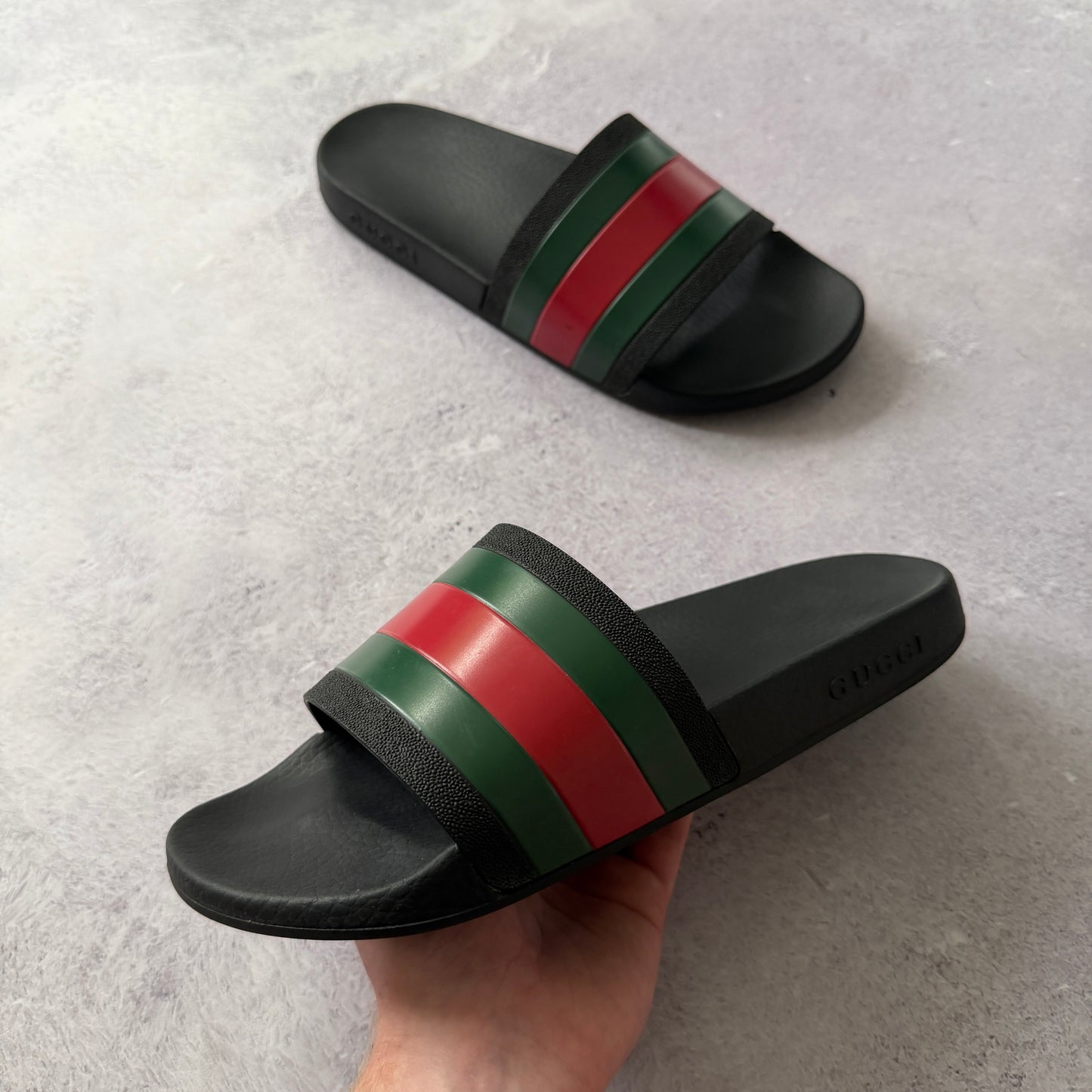 Gucci Pursuit Sliders - UK 9