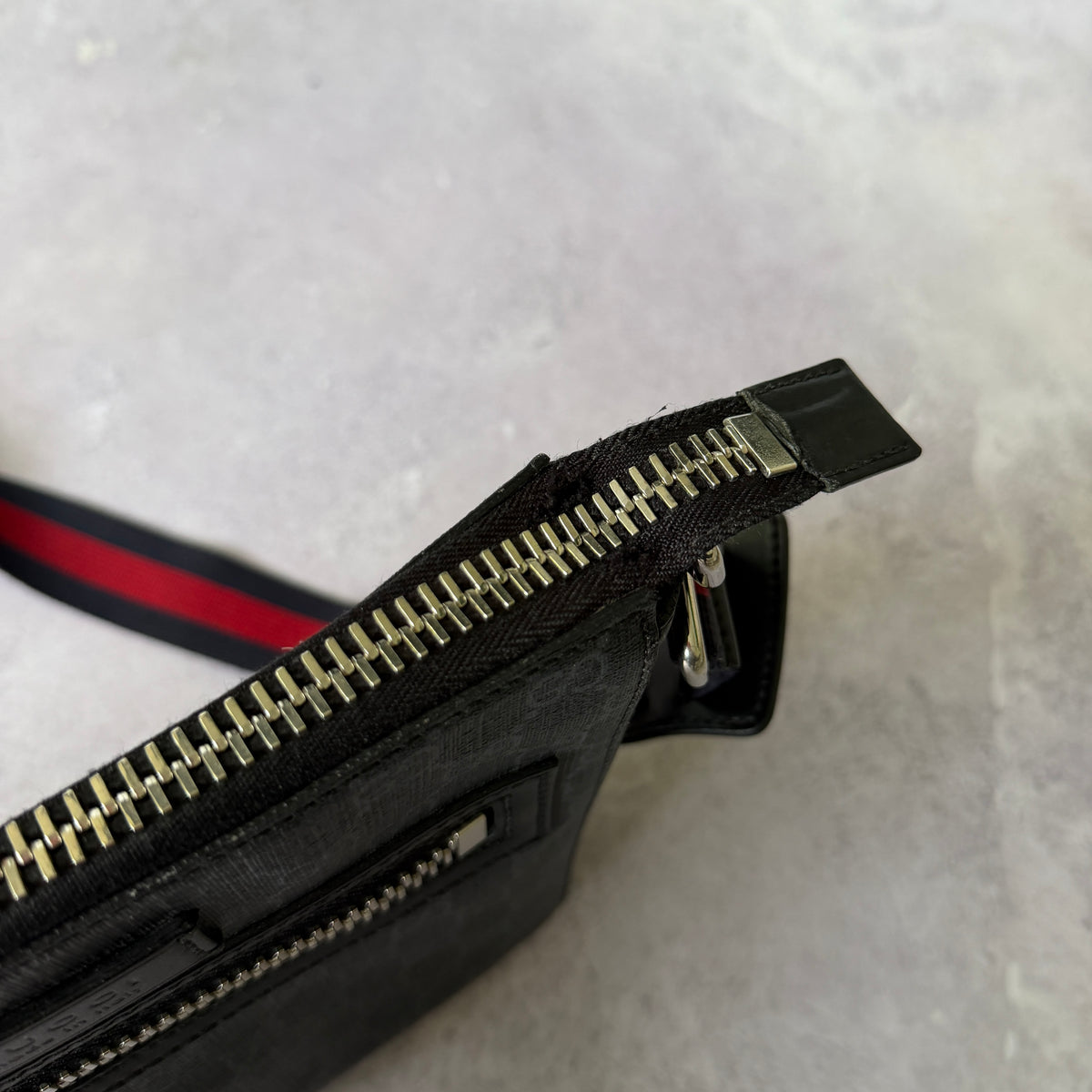 Gucci Messenger Bag