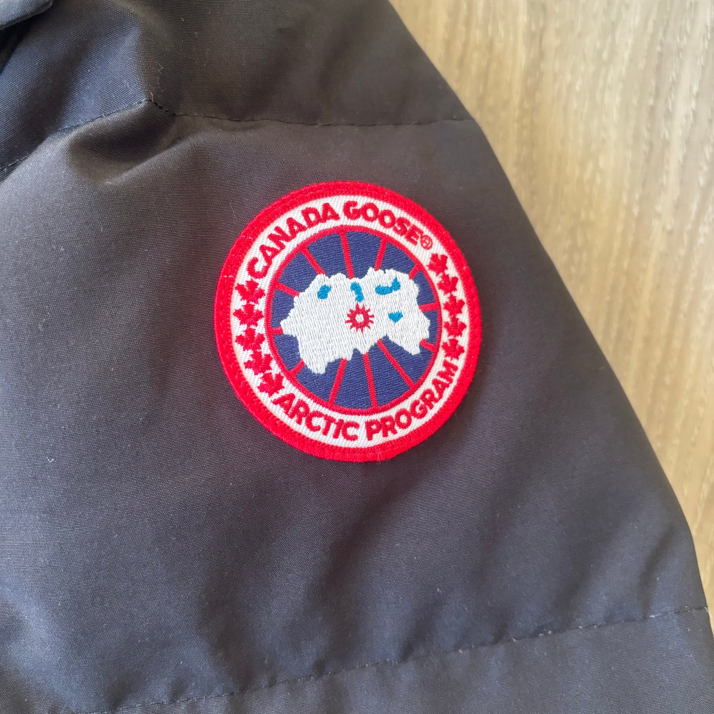 Canada Goose Wyndham Parka Jacket Size L