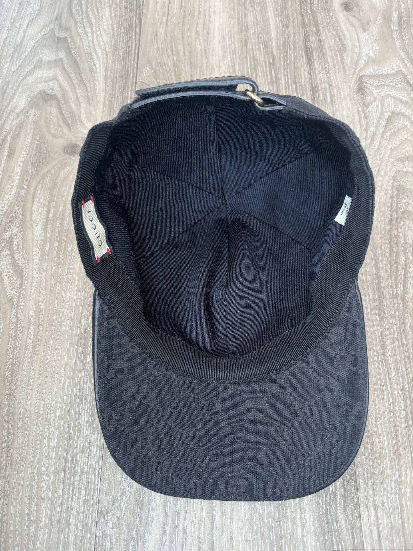 Gucci Cap (Medium)