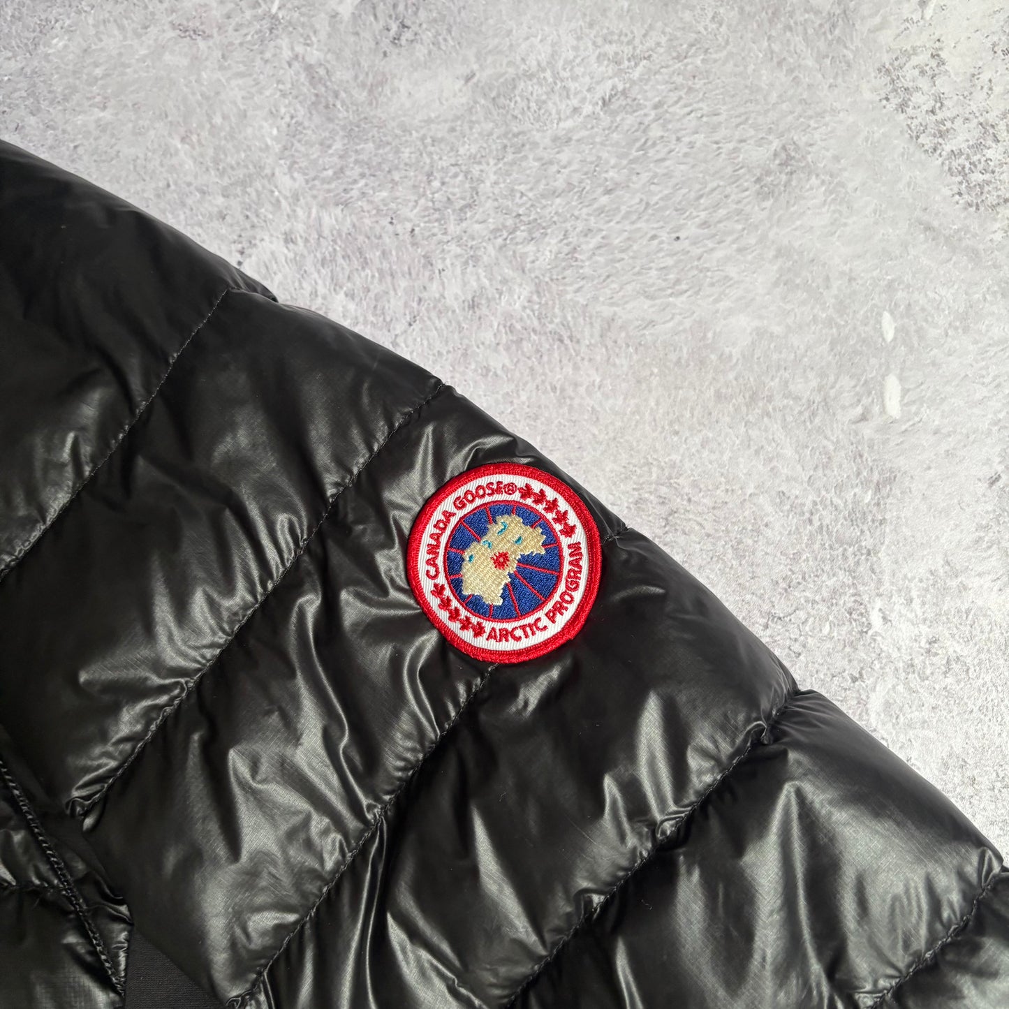 Canada Goose Hybridge Jacket - Small