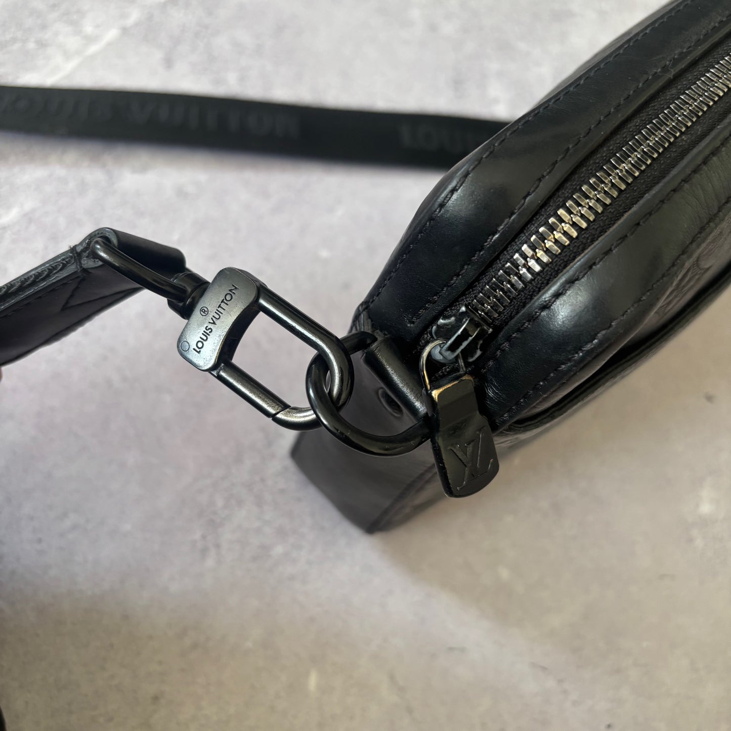 Louis Vuitton Duo Messenger Bag