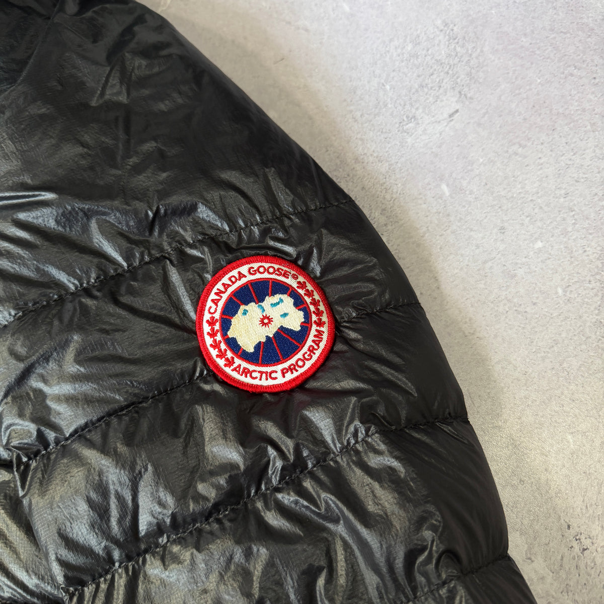 Canada Goose Hybridge Jacket - Small