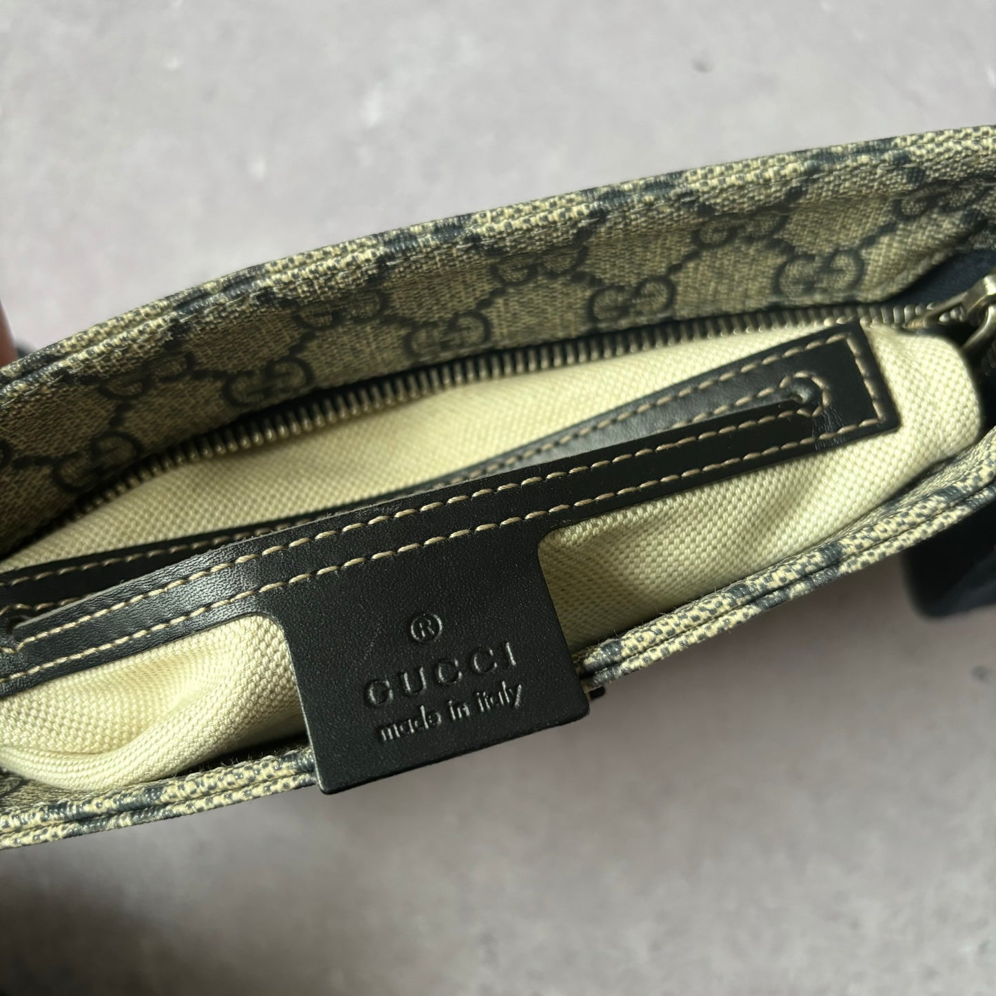 Gucci Messenger Bag