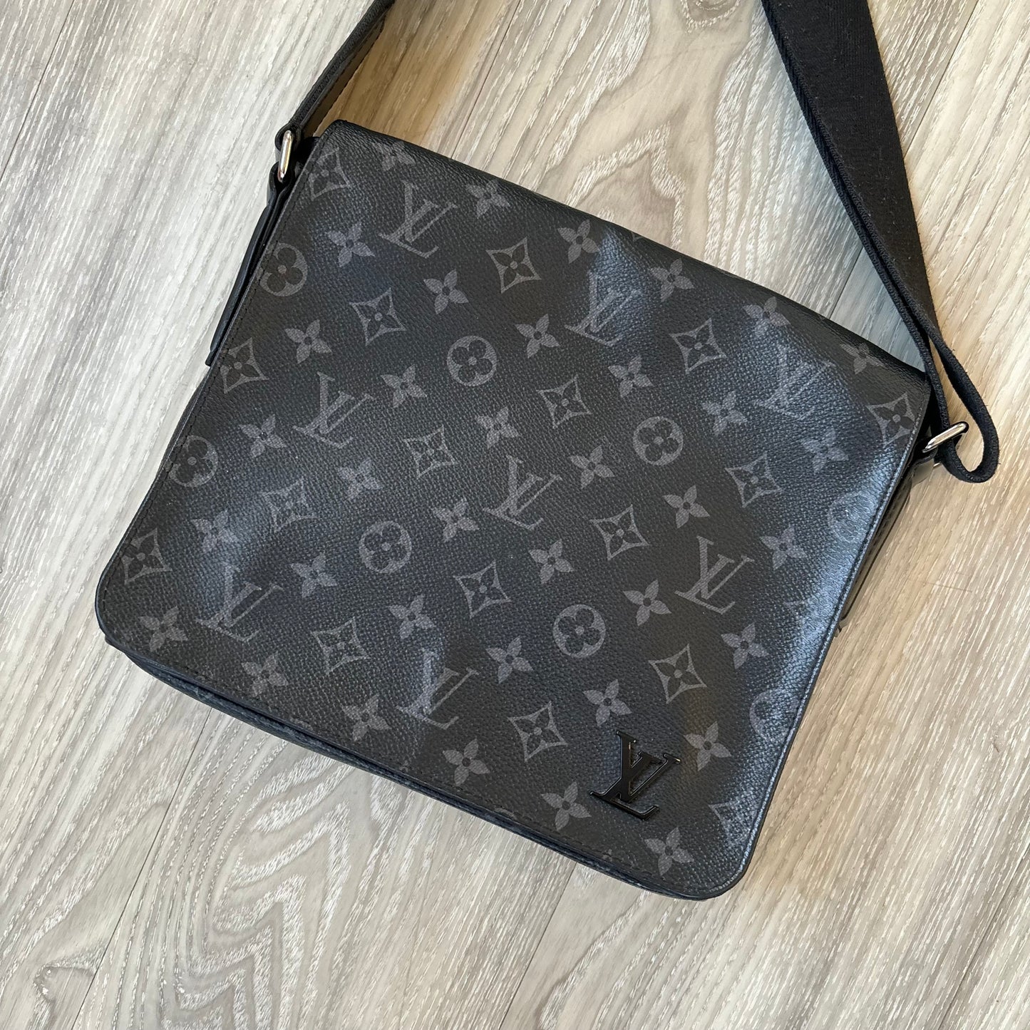 Louis Vuitton Pm Messenger Bag