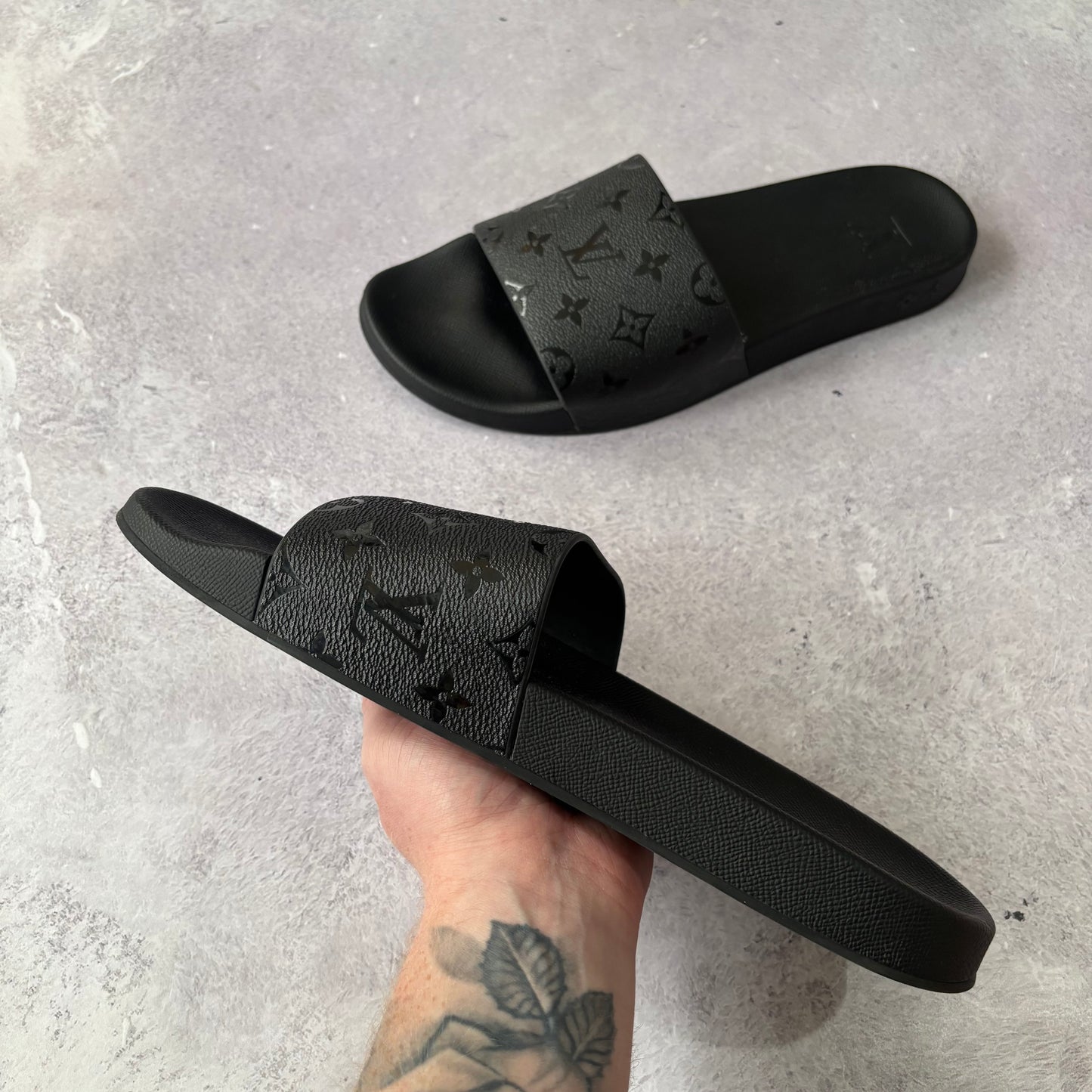 Louis Vuitton Waterfront Mule Sliders - UK 11