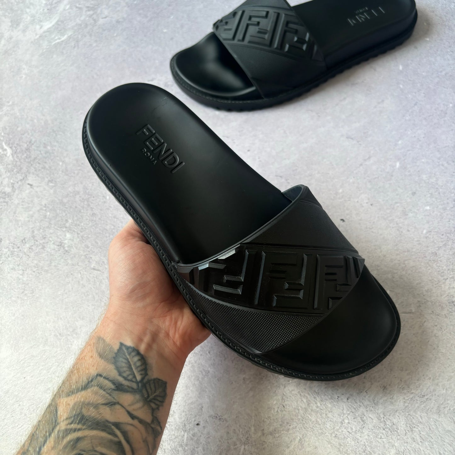 Fendi Sliders - UK 8