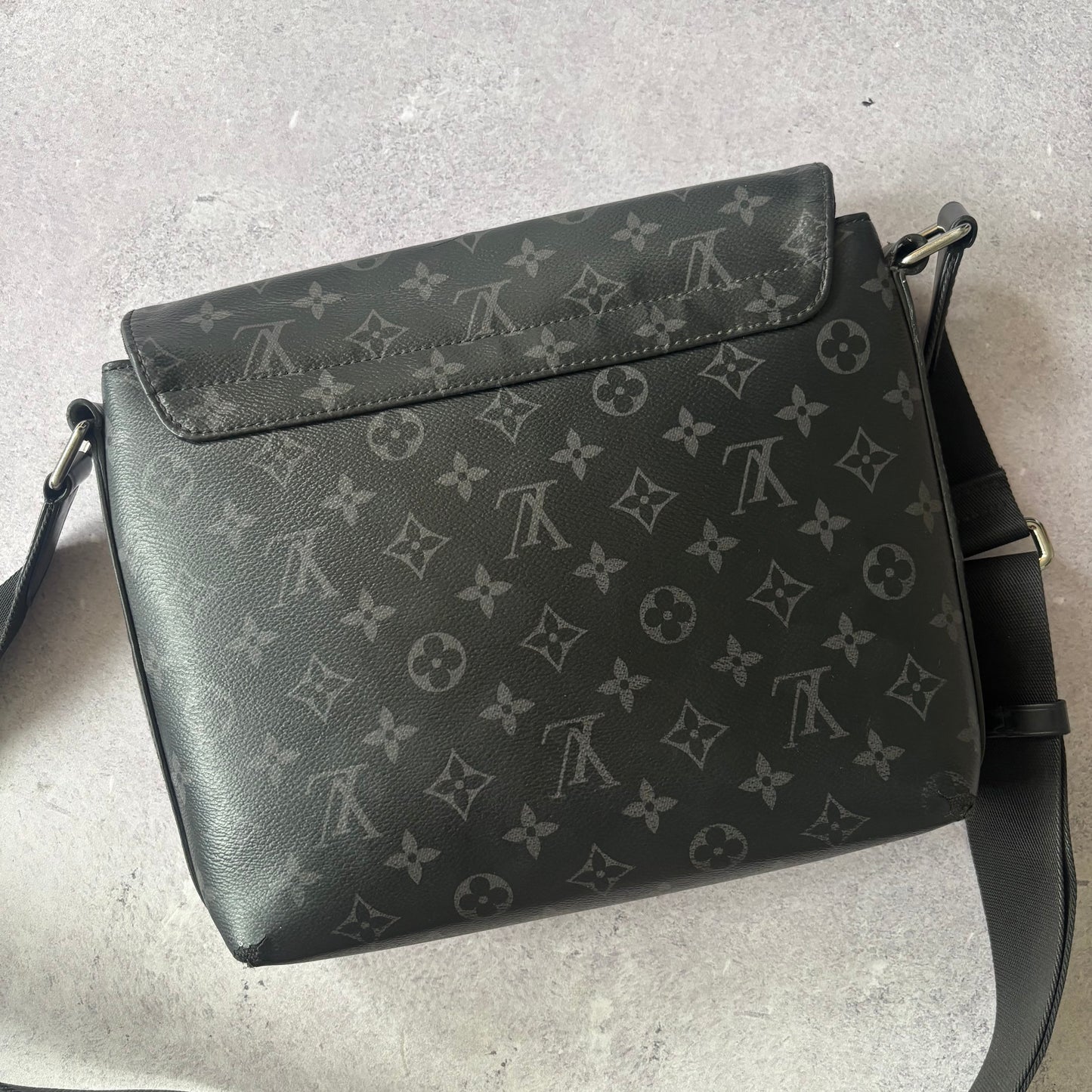 Louis Vuitton Pm Messenger Bag