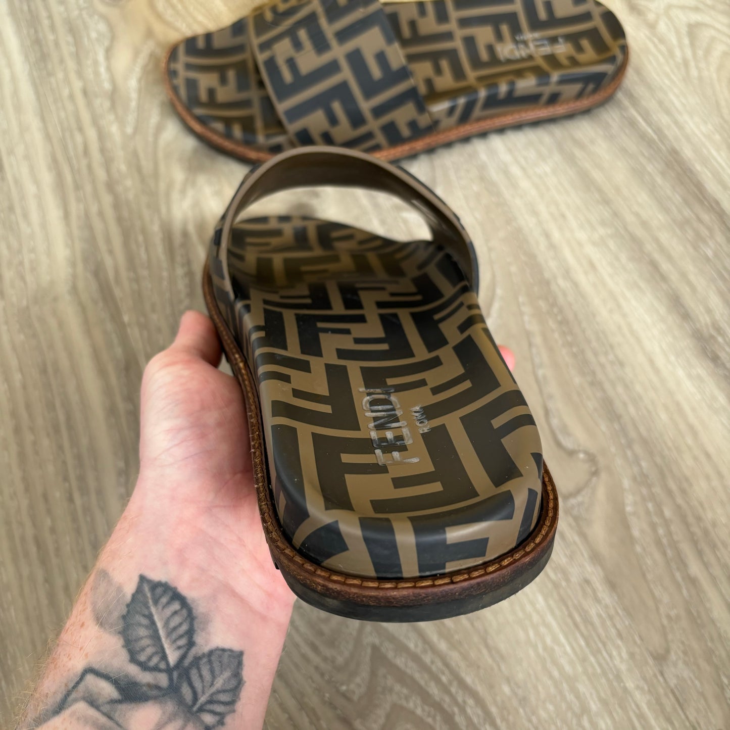 Fendi Sliders UK 9