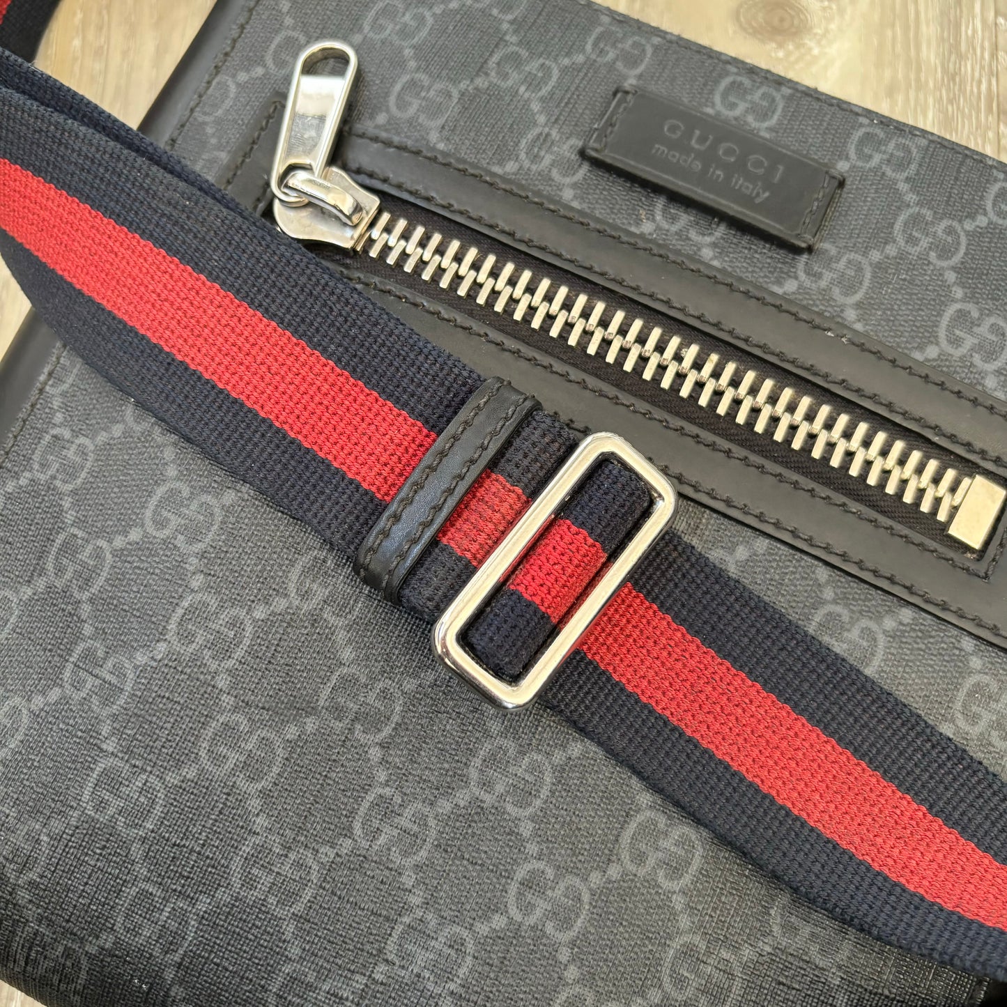 Gucci Messenger Bag