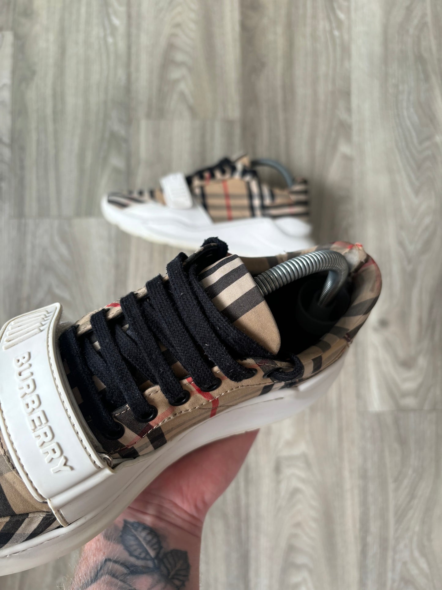 Burberry Trainers UK 7