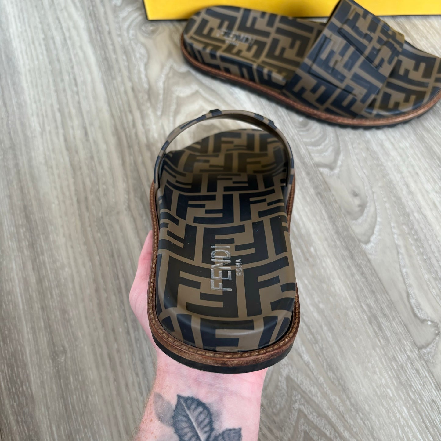 Fendi Sliders UK 9