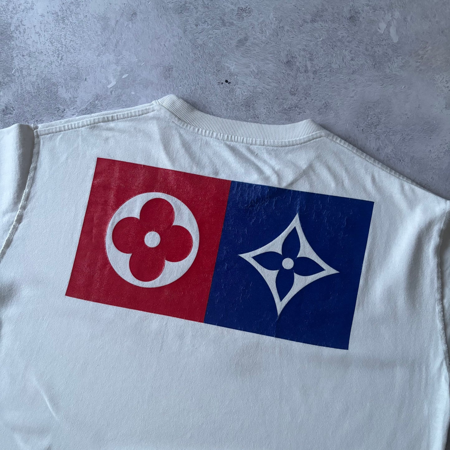Louis Vuitton T-Shirt - XL