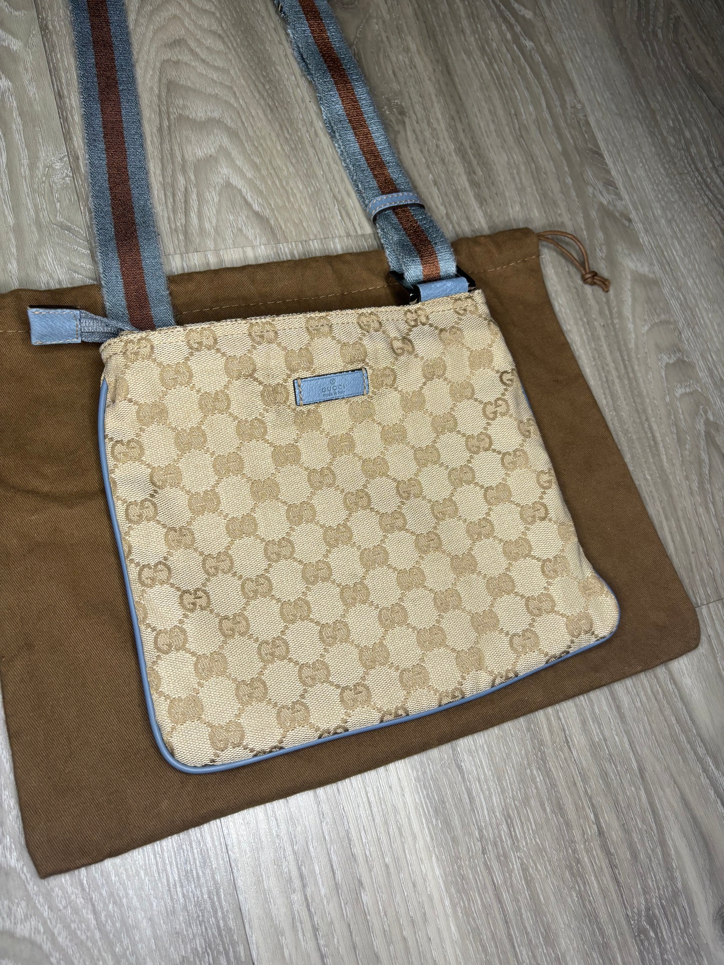 Gucci Messenger Bag (Beige)