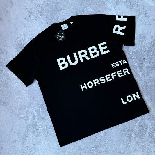 Burberry T-Shirt - Medium