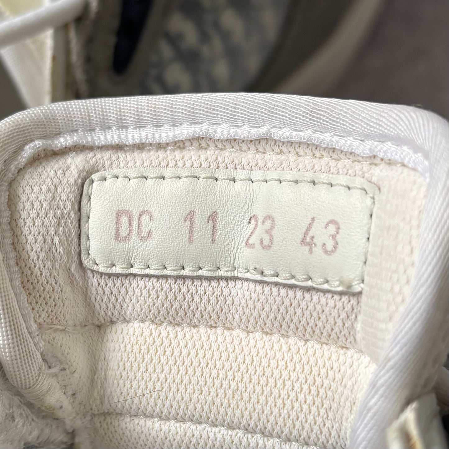 Dior B25 Trainers - UK 9