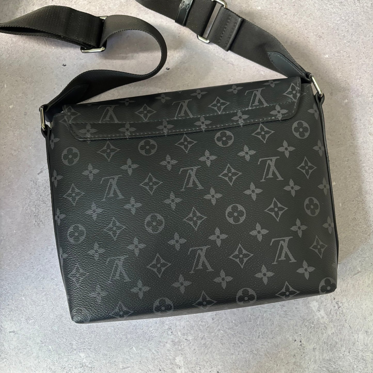 Louis Vuitton Pm Messenger Bag
