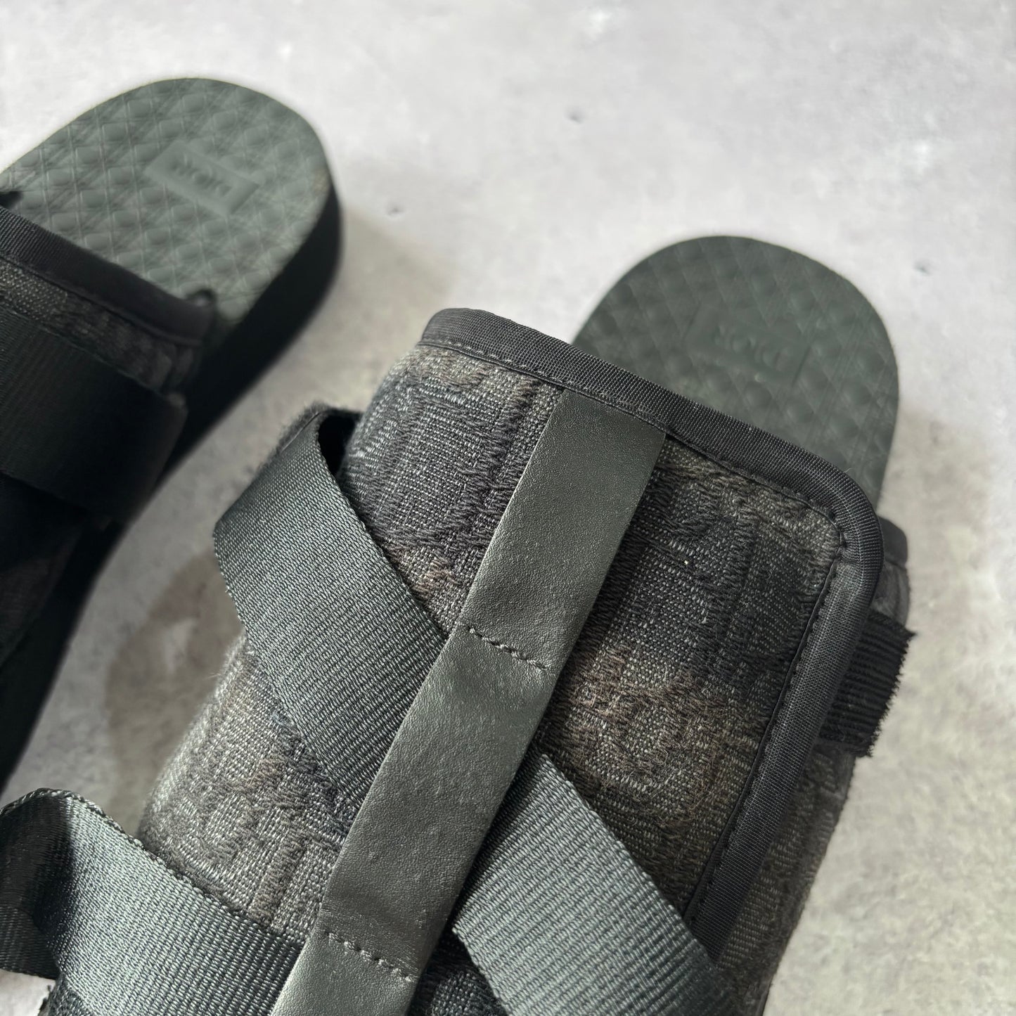 Dior Alpha Sliders - UK 10