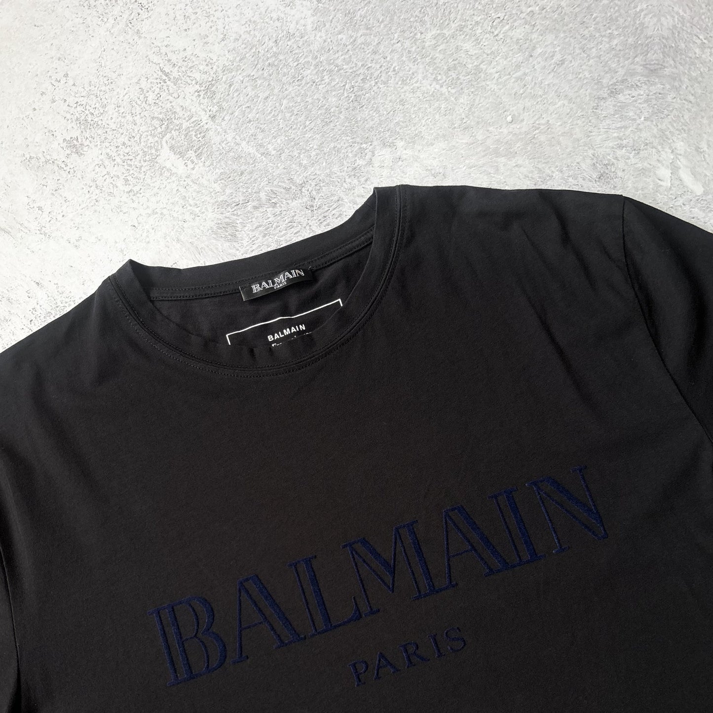 Balmain T-Shirt - Large