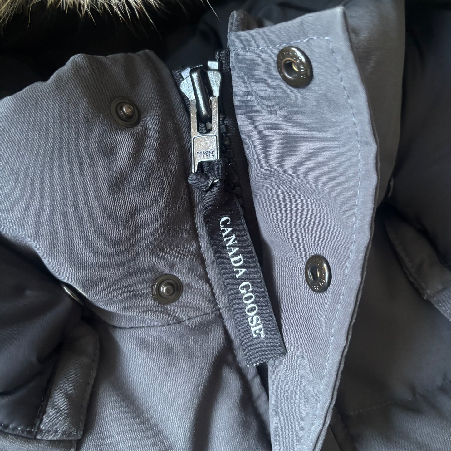 Canada Goose Wyndham Parka - Medium