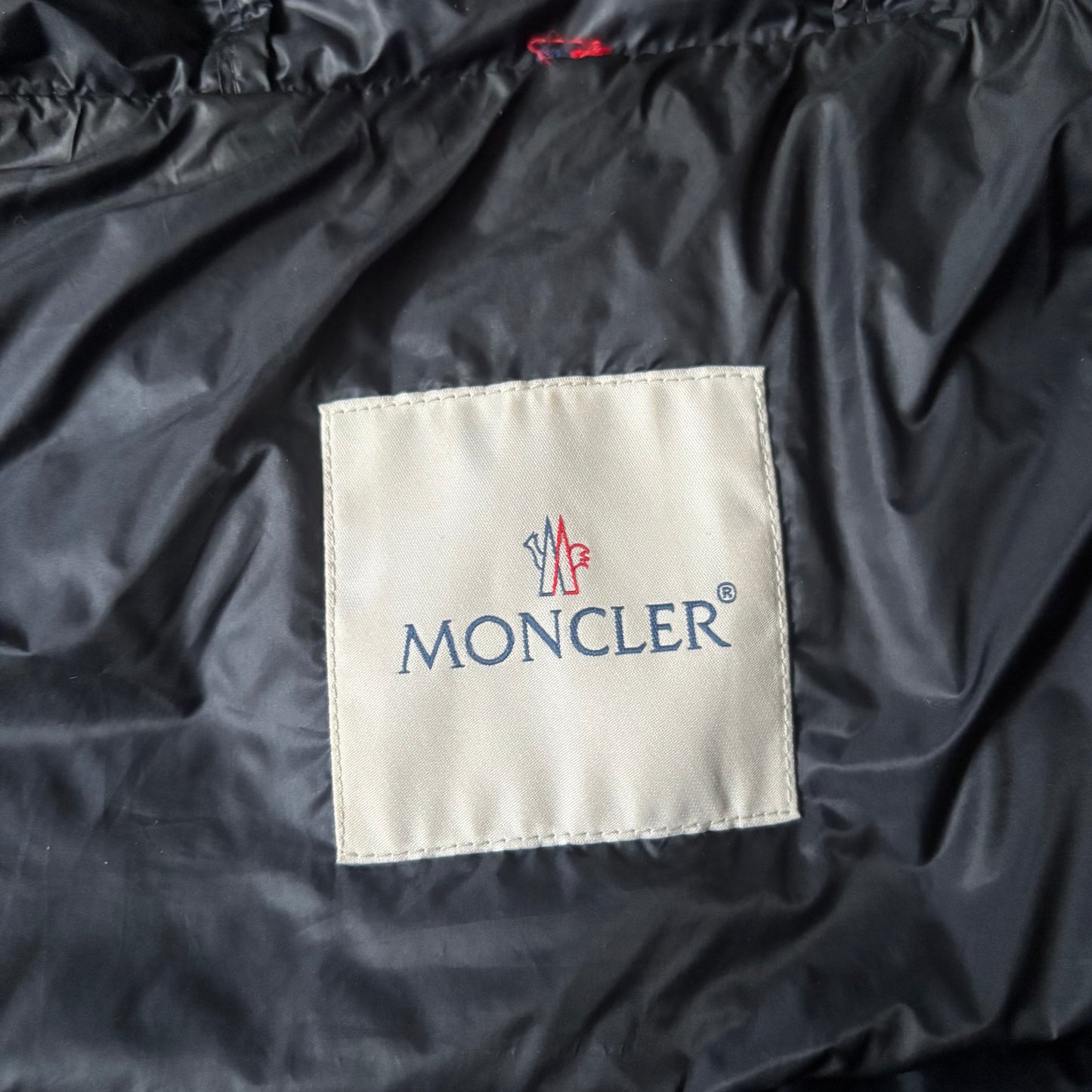 Moncler Elliot Puffer Jacket - Size 3