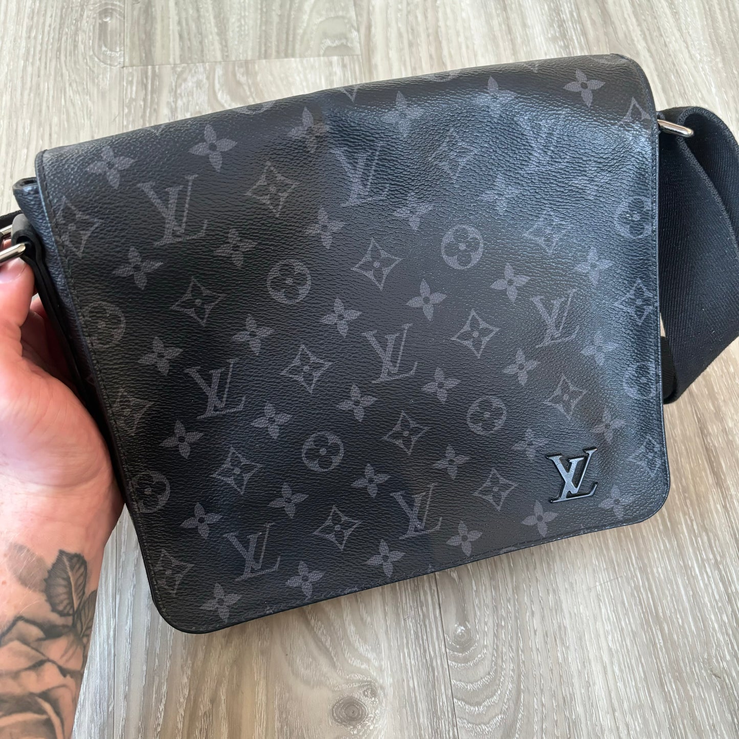 Louis Vuitton Pm Messenger Bag