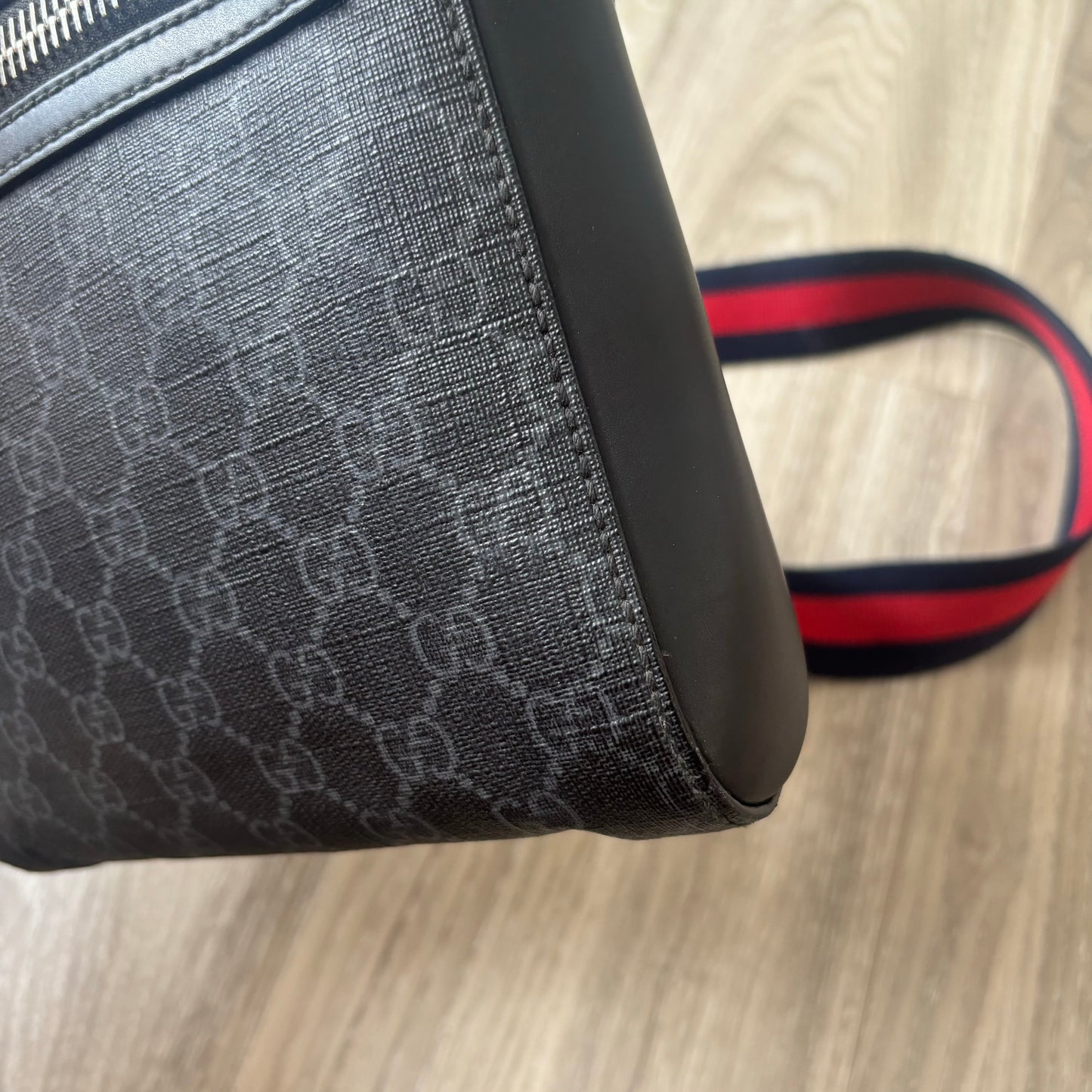 Gucci Messenger Bag