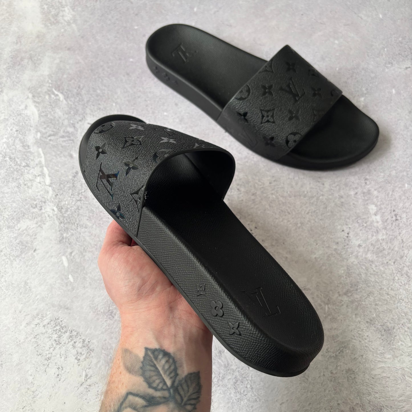 Louis Vuitton Waterfront Mule Sliders - UK 11
