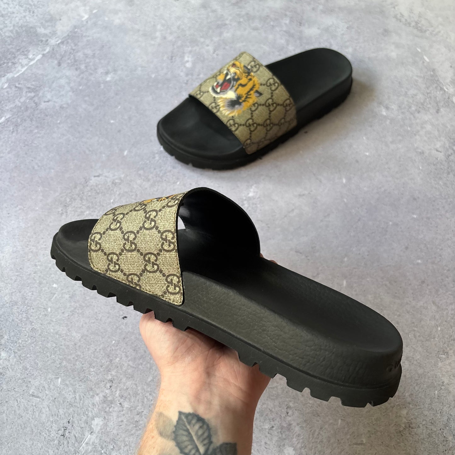 Gucci Sliders - UK 8