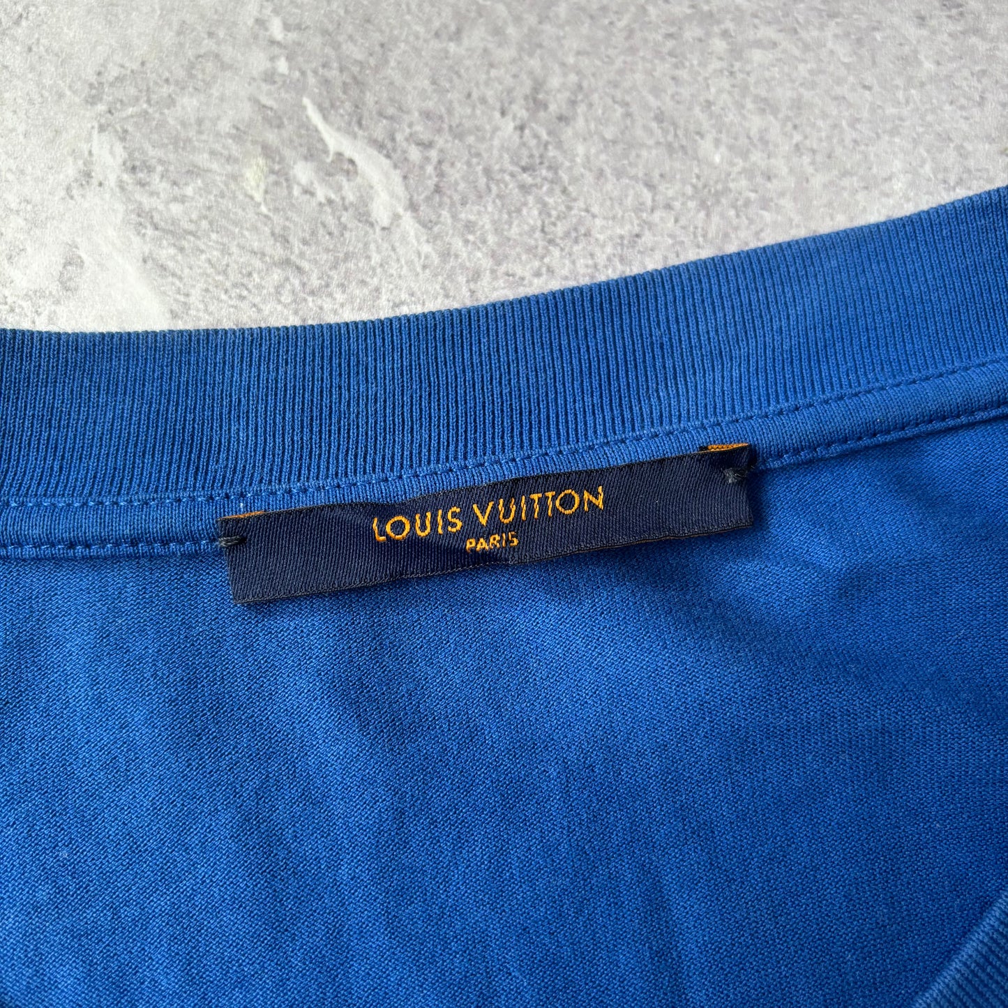 Louis Vuitton Gradient T-Shirt - Large