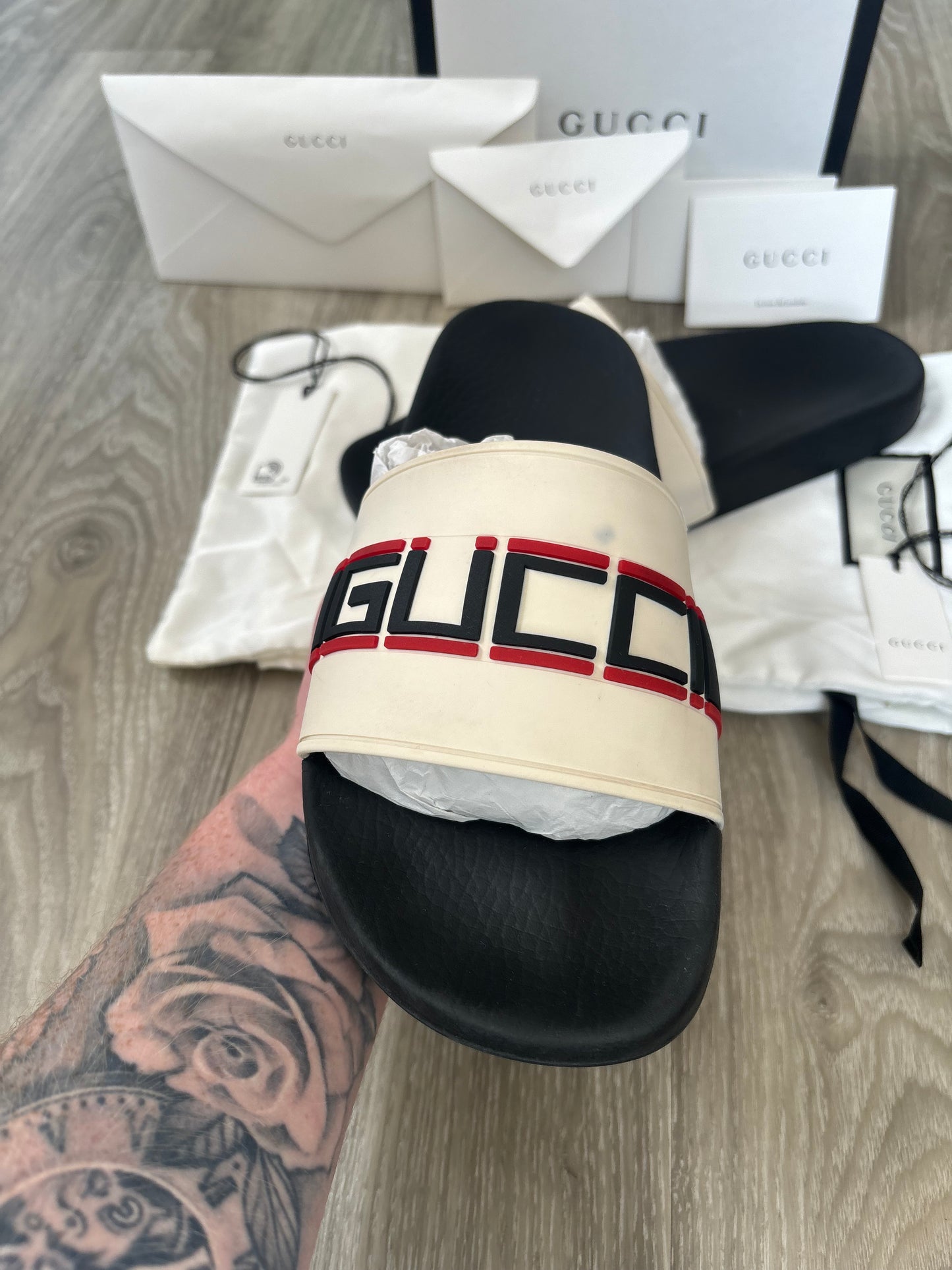 Gucci Sliders UK 8