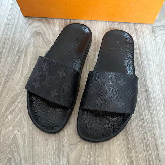 Louis Vuitton Waterfront Mule Sliders UK 8