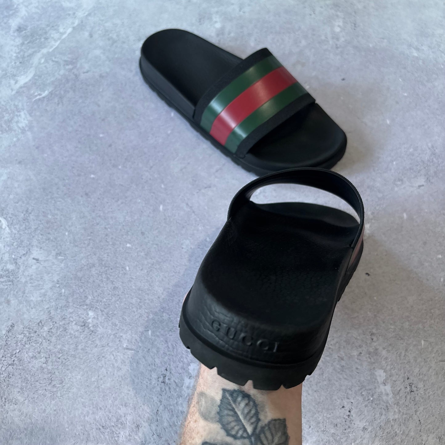Gucci Web Sliders - UK 8