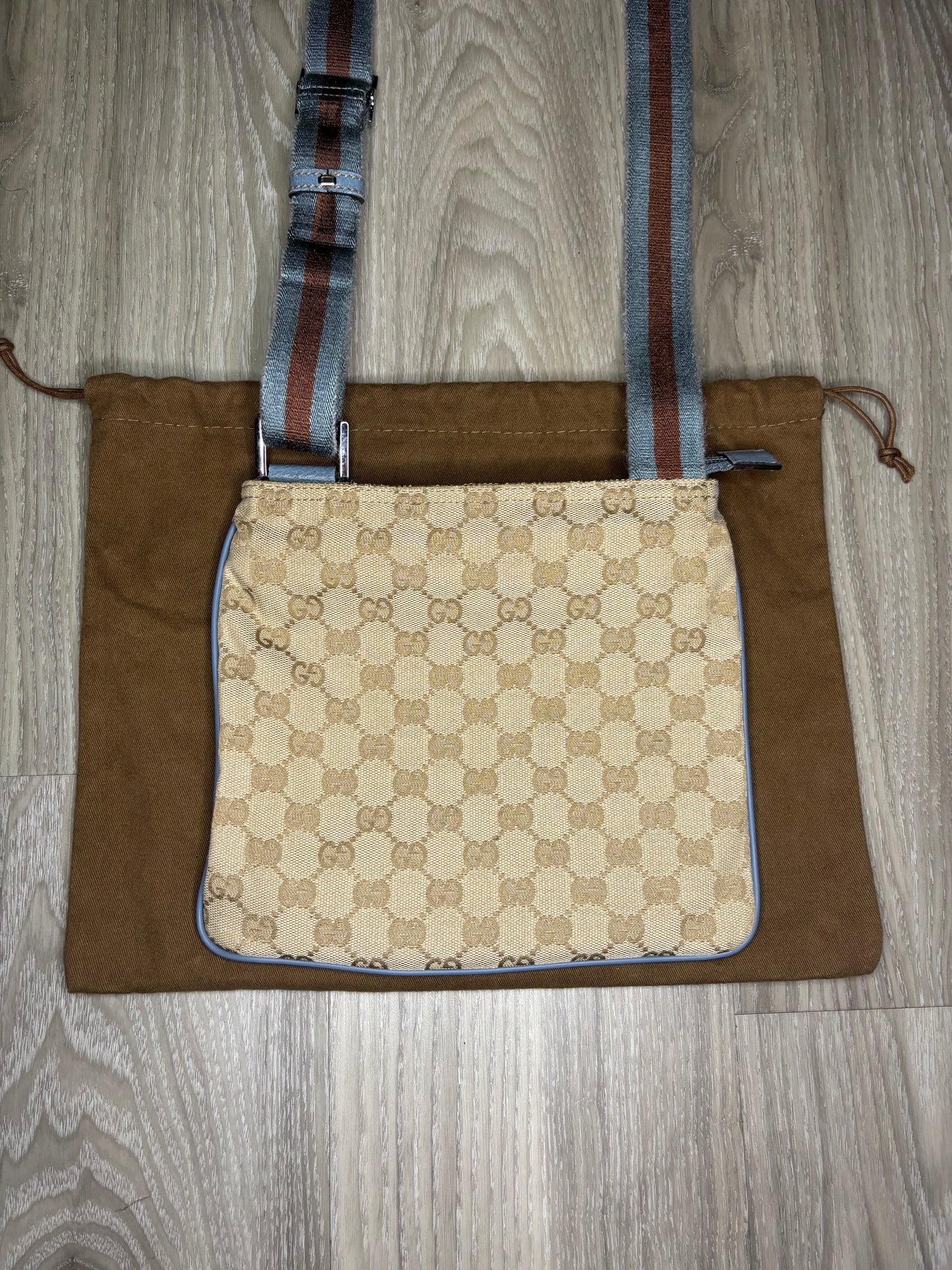 Gucci Messenger Bag (Beige)