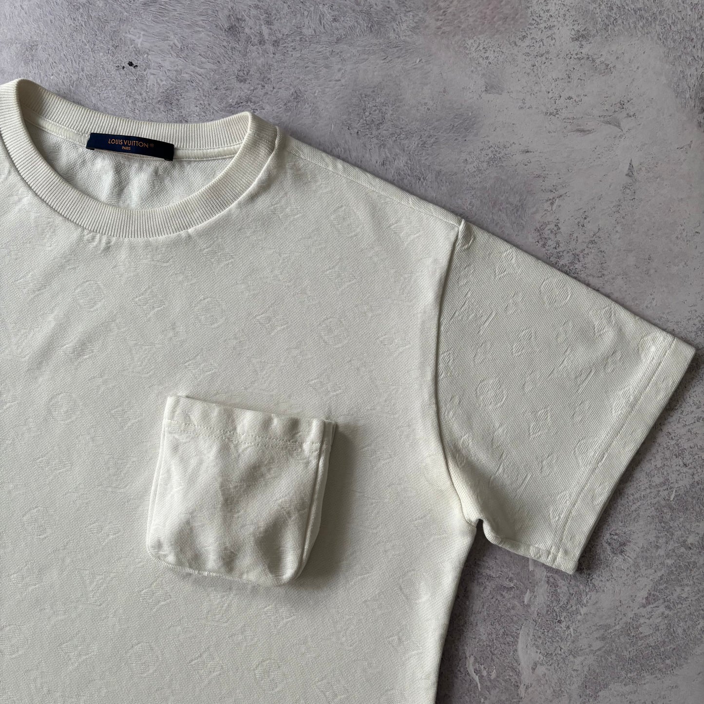 Louis Vuitton 3D Pocket T-Shirt - Medium