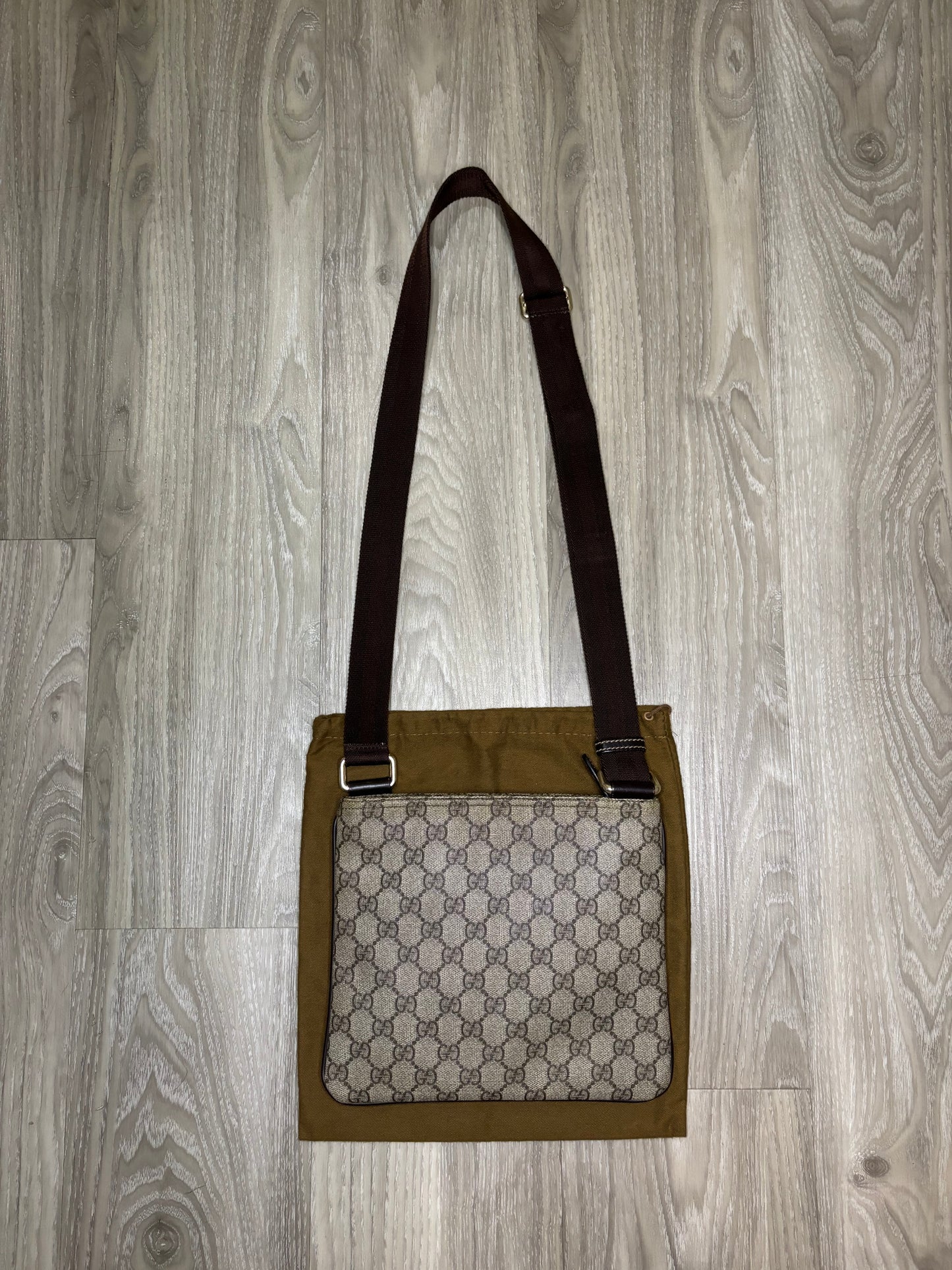 Gucci Messenger Bag (Brown)