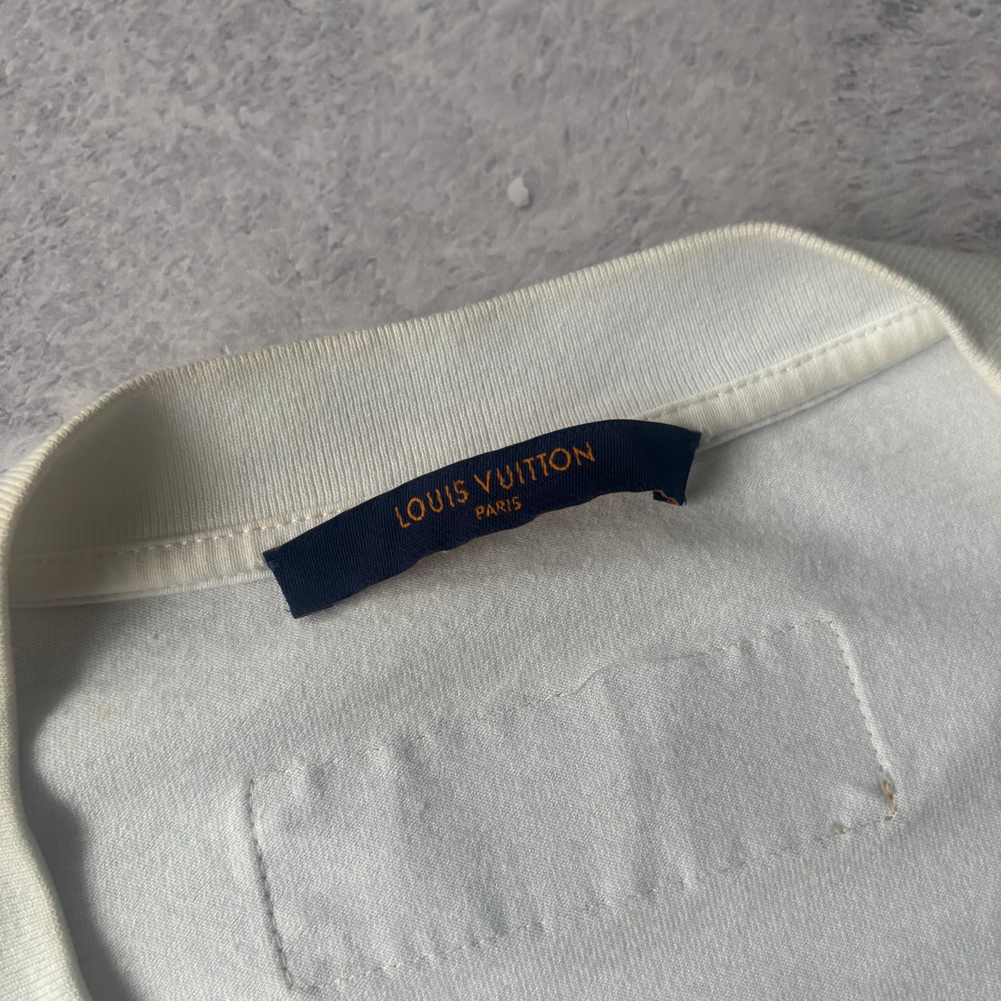 Louis Vuitton T-Shirt - Large