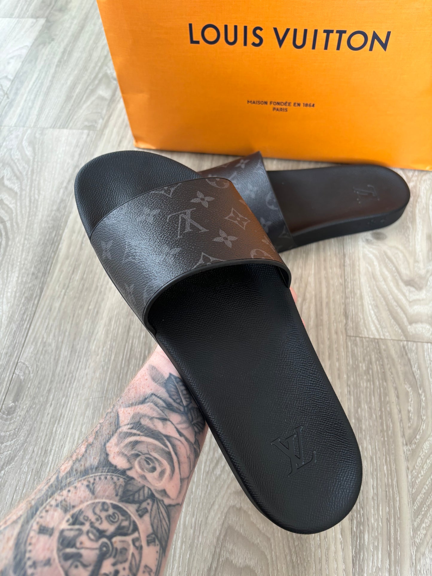 Louis Vuitton Sliders UK 12