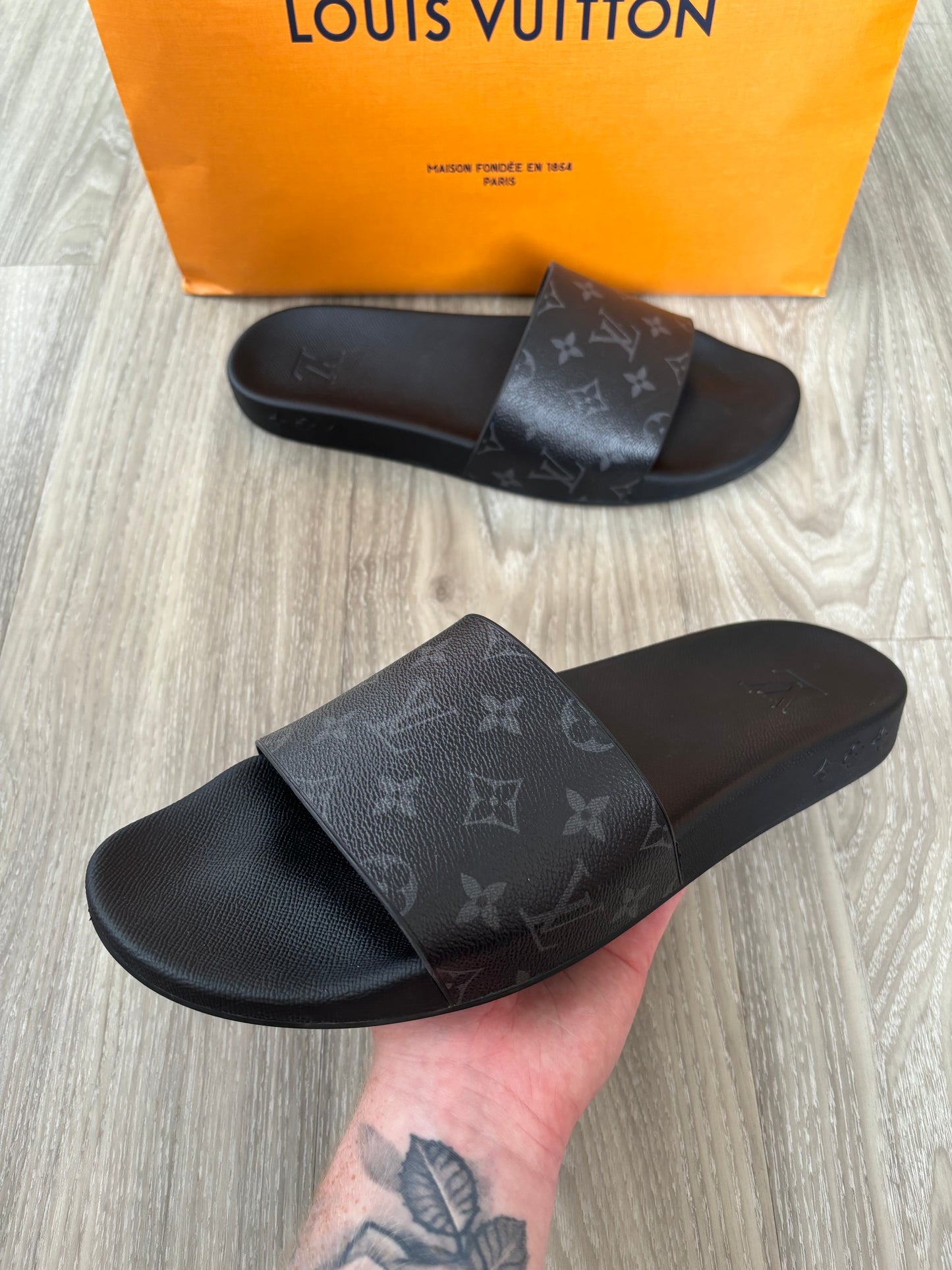 Louis Vuitton Sliders UK 12