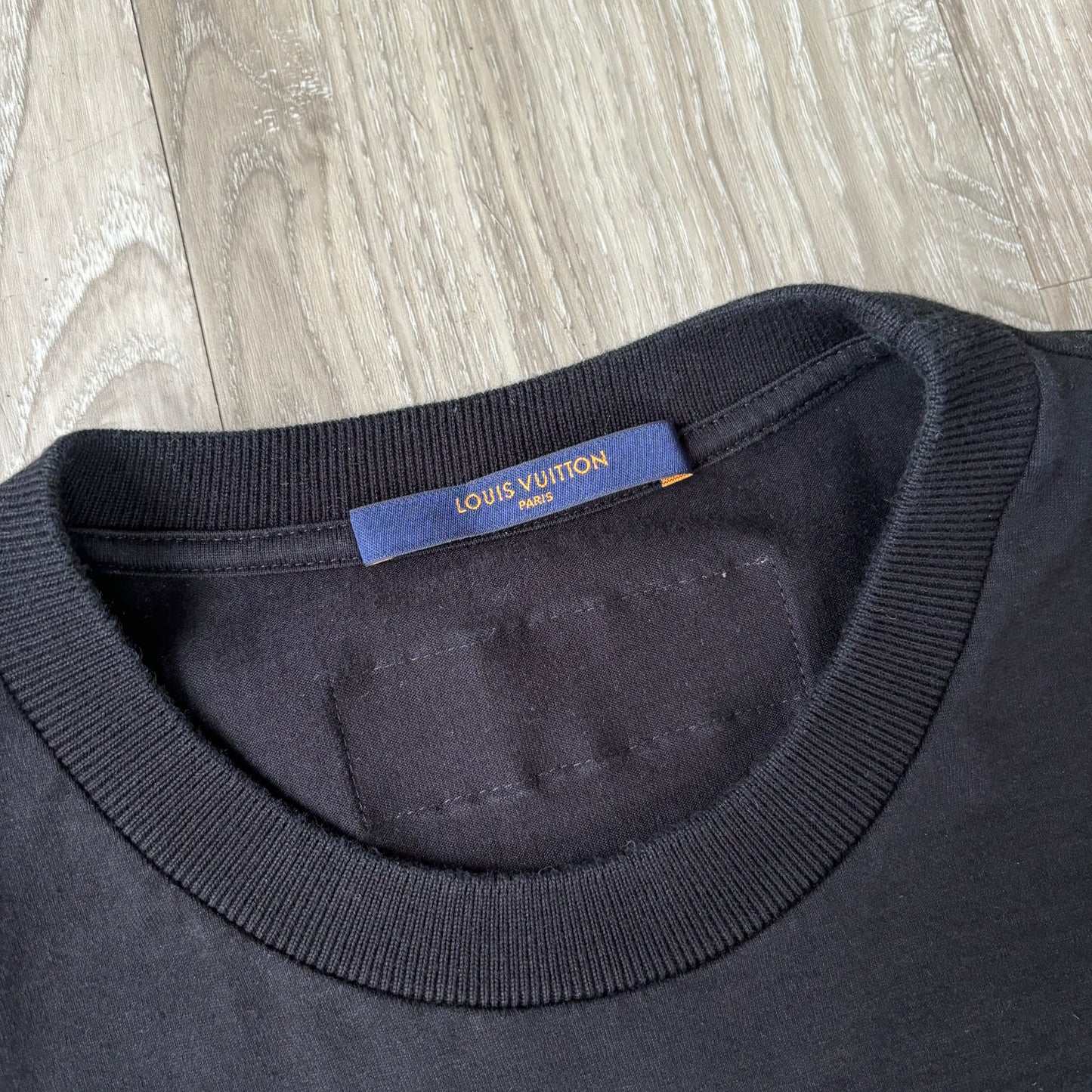 Louis Vuitton T-Shirt Size S